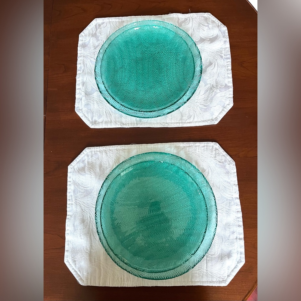 Teal green color glass dinner plates set for 2 diameter sizes 10 1/2” and 9 1/2”